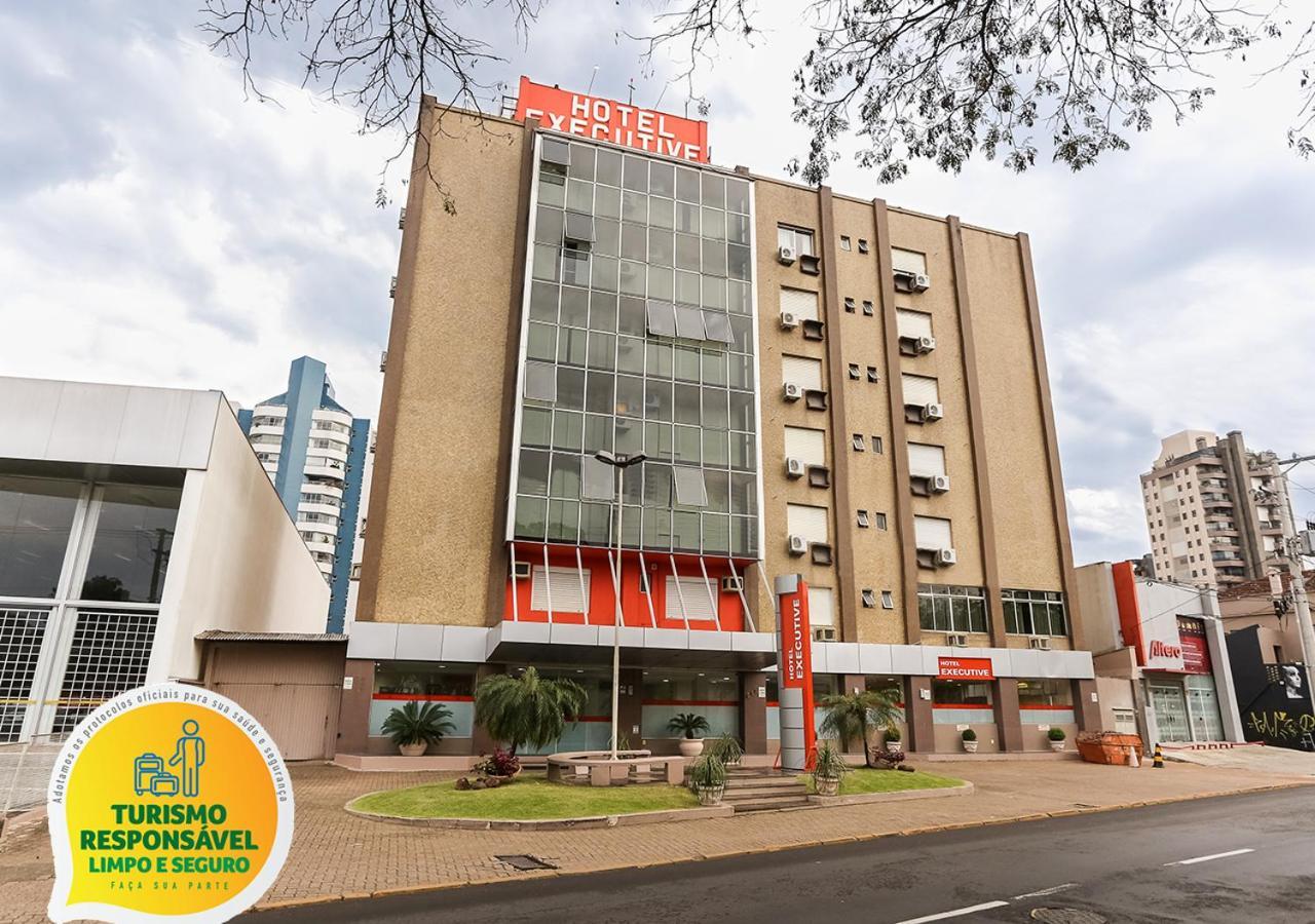 Hotel Suarez Executive โนวูอัมบูร์โก ภายนอก รูปภาพ