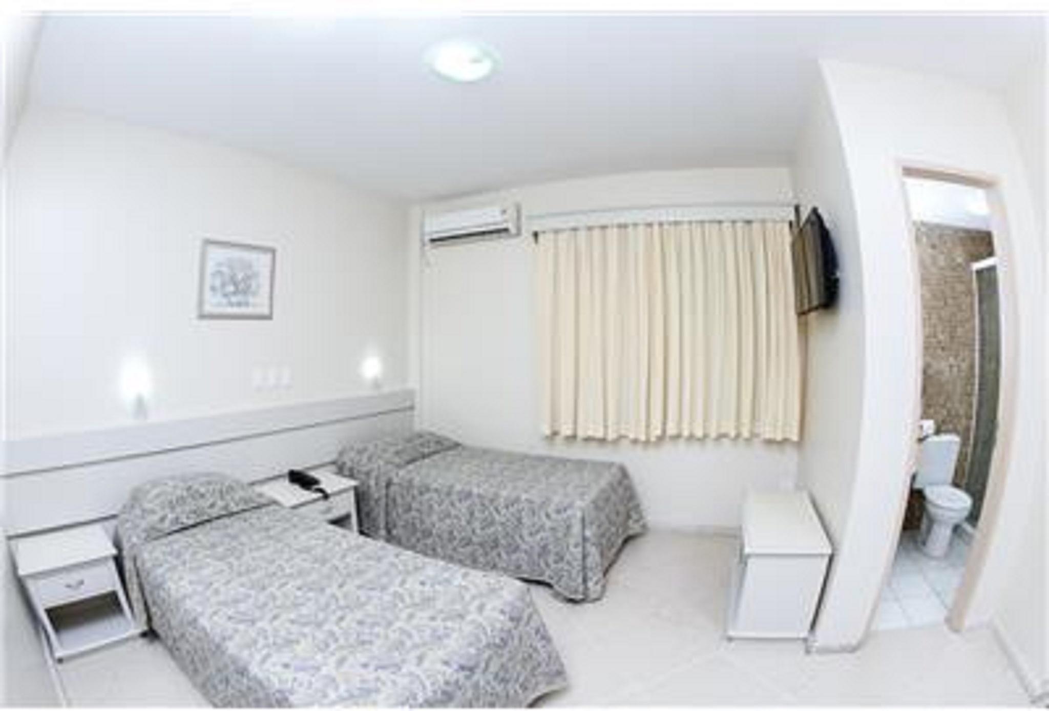 Hotel Suarez Executive โนวูอัมบูร์โก ภายนอก รูปภาพ