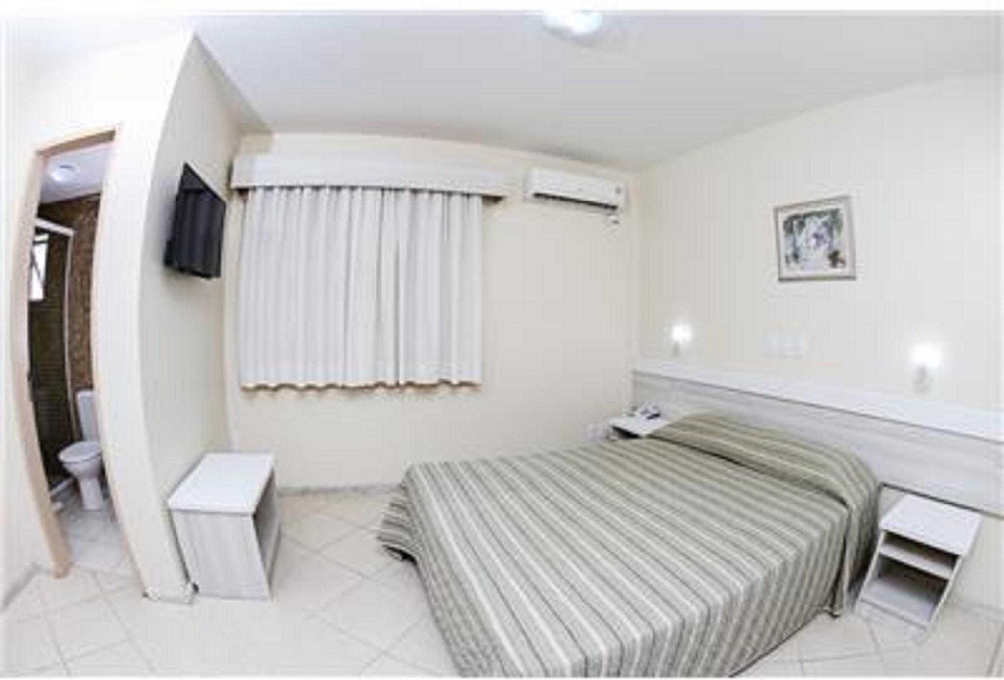 Hotel Suarez Executive โนวูอัมบูร์โก ภายนอก รูปภาพ