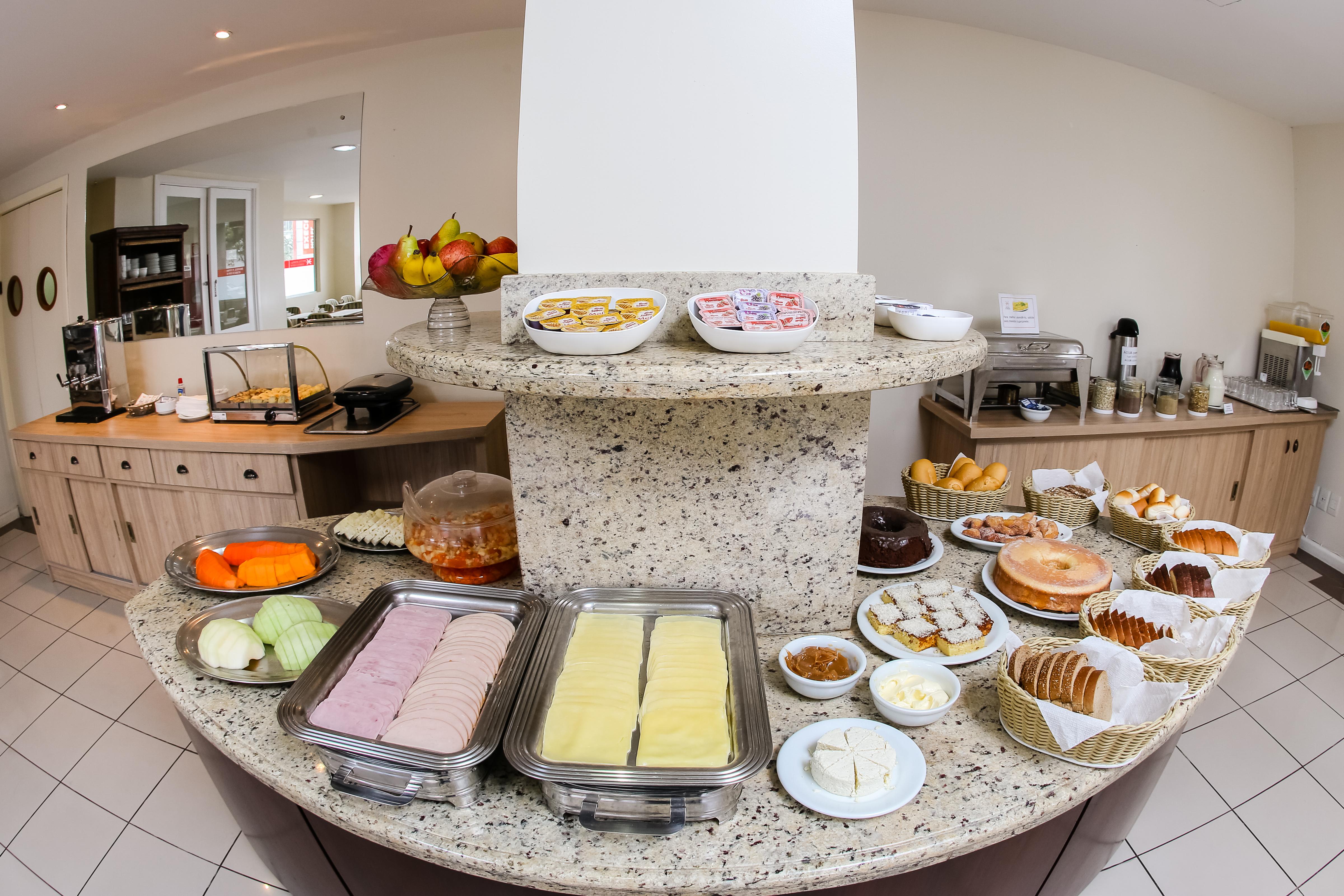 Hotel Suarez Executive โนวูอัมบูร์โก ภายนอก รูปภาพ