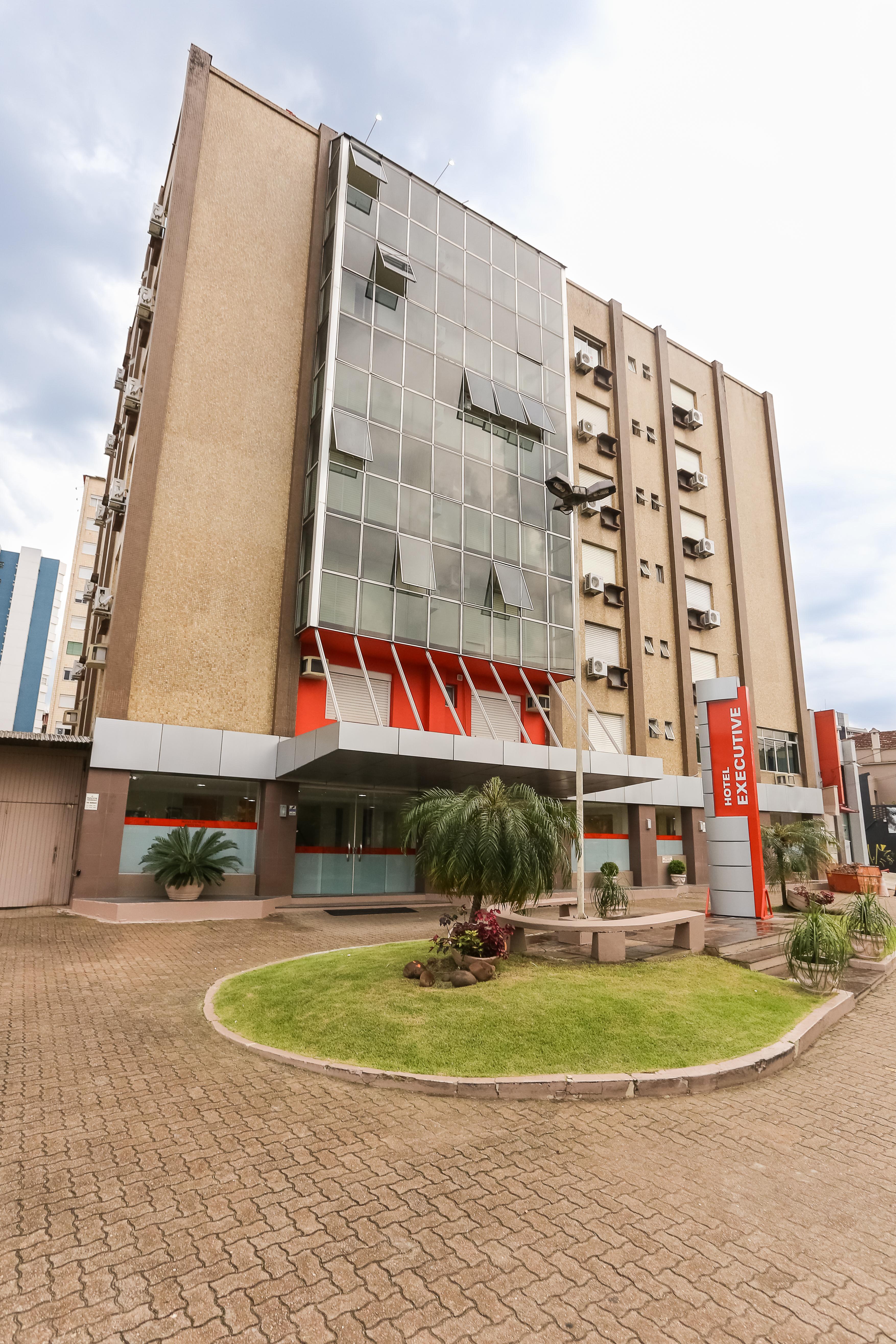 Hotel Suarez Executive โนวูอัมบูร์โก ภายนอก รูปภาพ