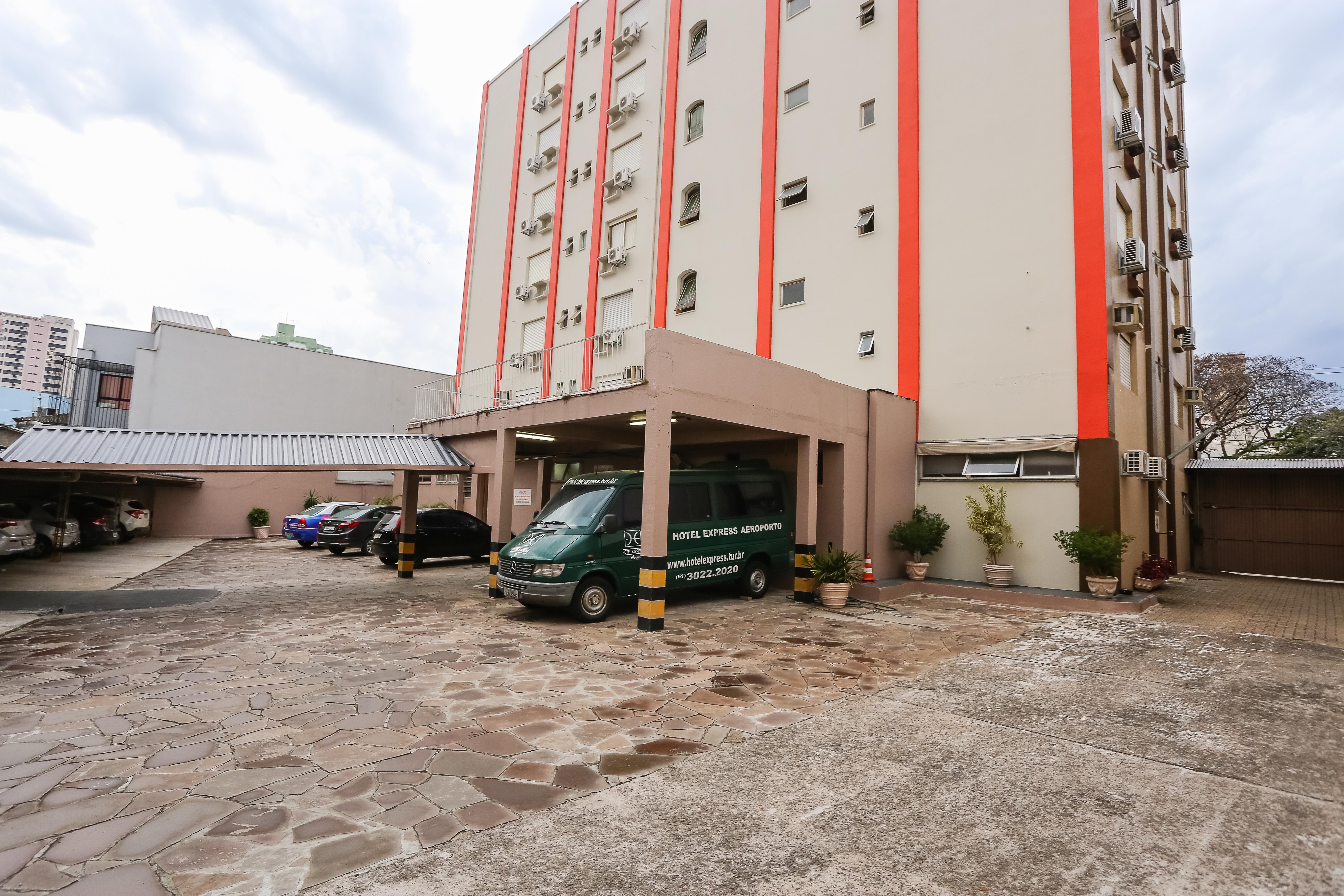 Hotel Suarez Executive โนวูอัมบูร์โก ภายนอก รูปภาพ