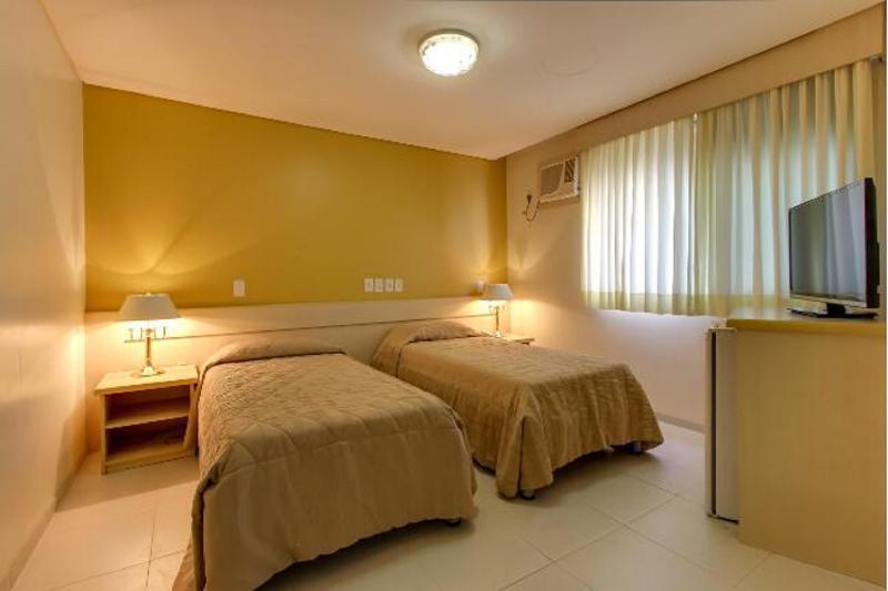 Hotel Suarez Executive โนวูอัมบูร์โก ภายนอก รูปภาพ