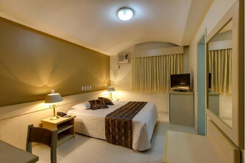 Hotel Suarez Executive โนวูอัมบูร์โก ภายนอก รูปภาพ